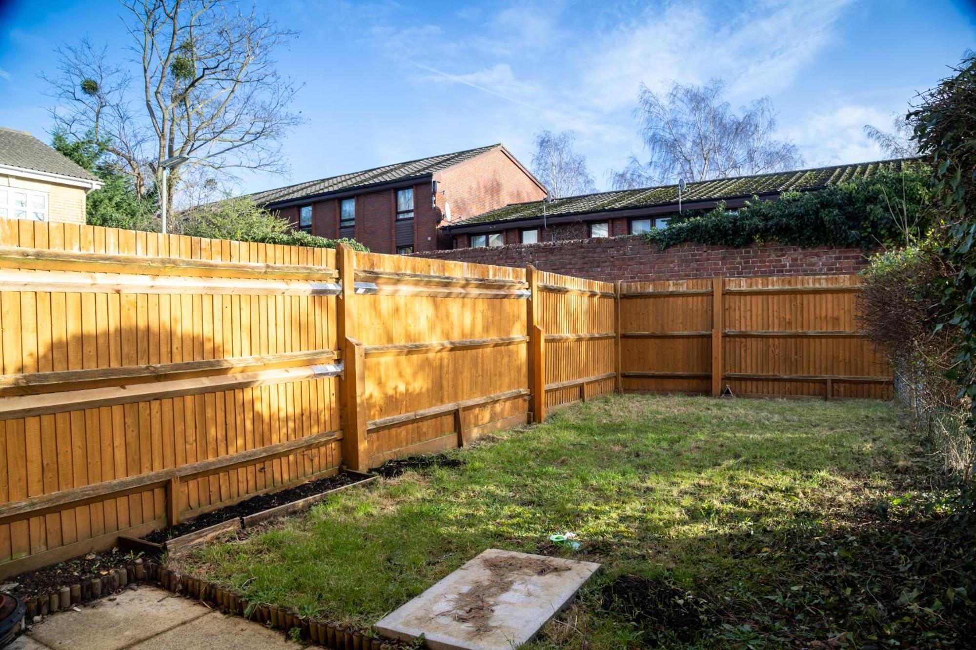 Villa Guildford Townhouse With Parking Exterior foto